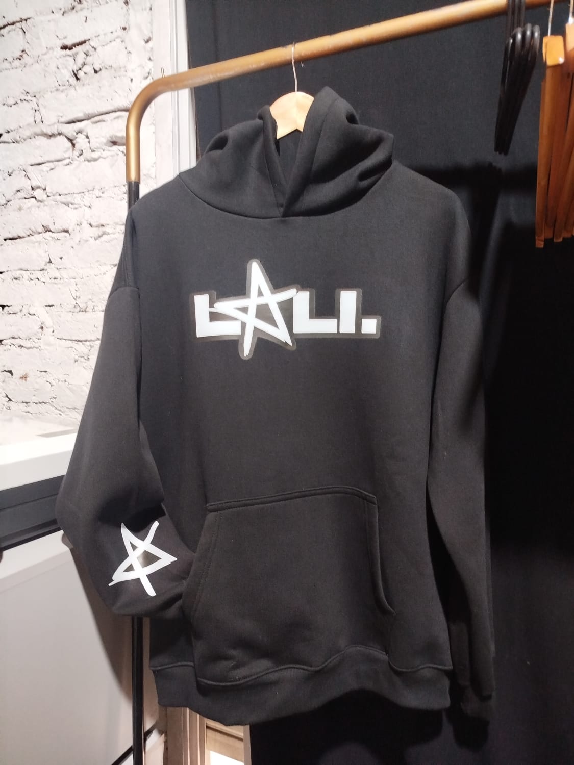 buzo personalizado con estampado DTF