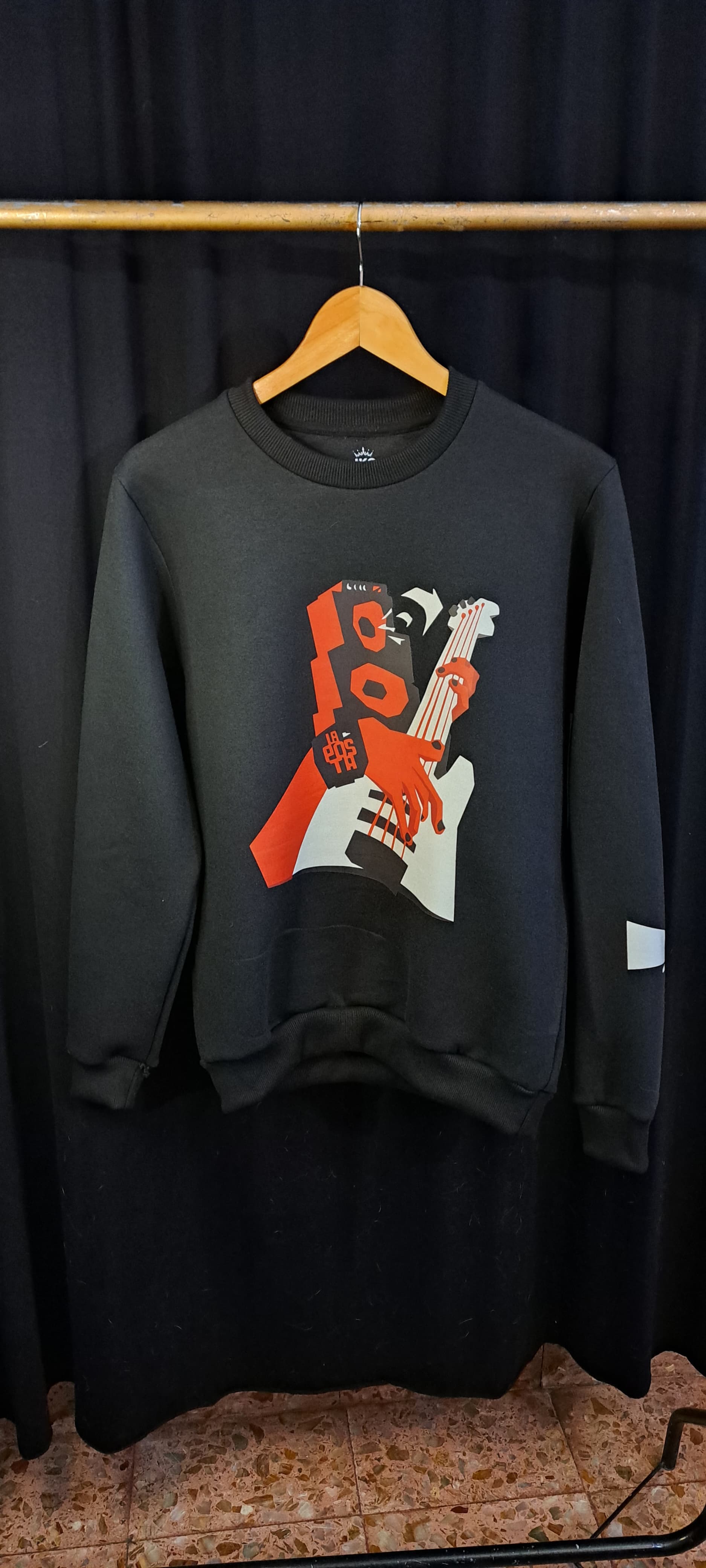 buzo personalizado con estampado DTF