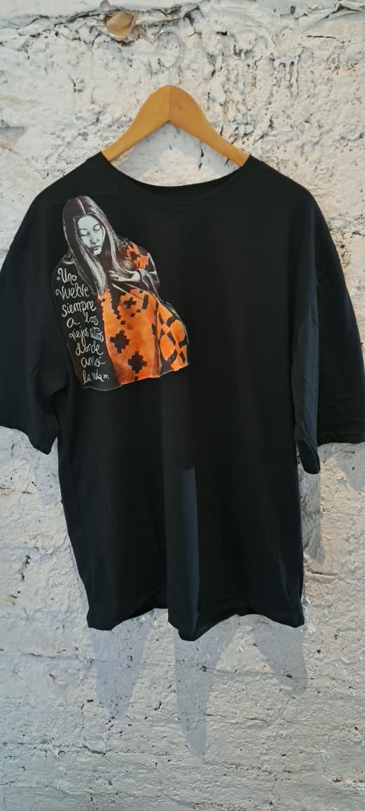 remera personalizada con estampado DTF