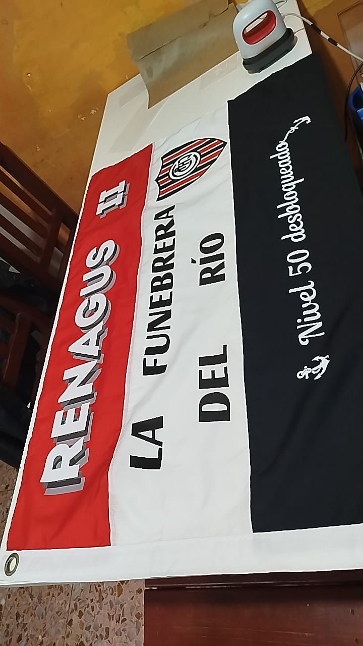 bandera personalizada con estampado DTF