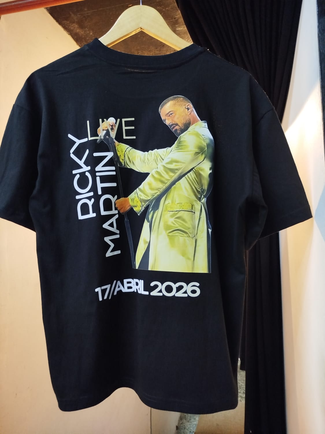 remera personalizada con estampado DTF