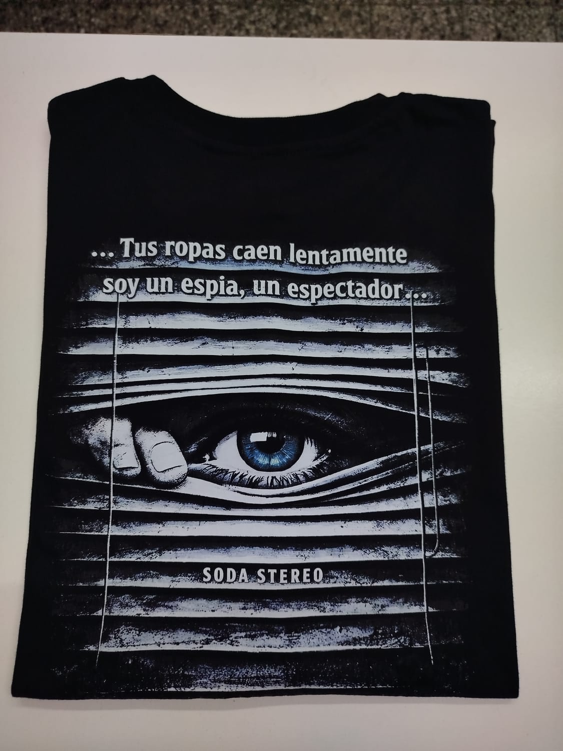 remera personalizada con estampado DTF